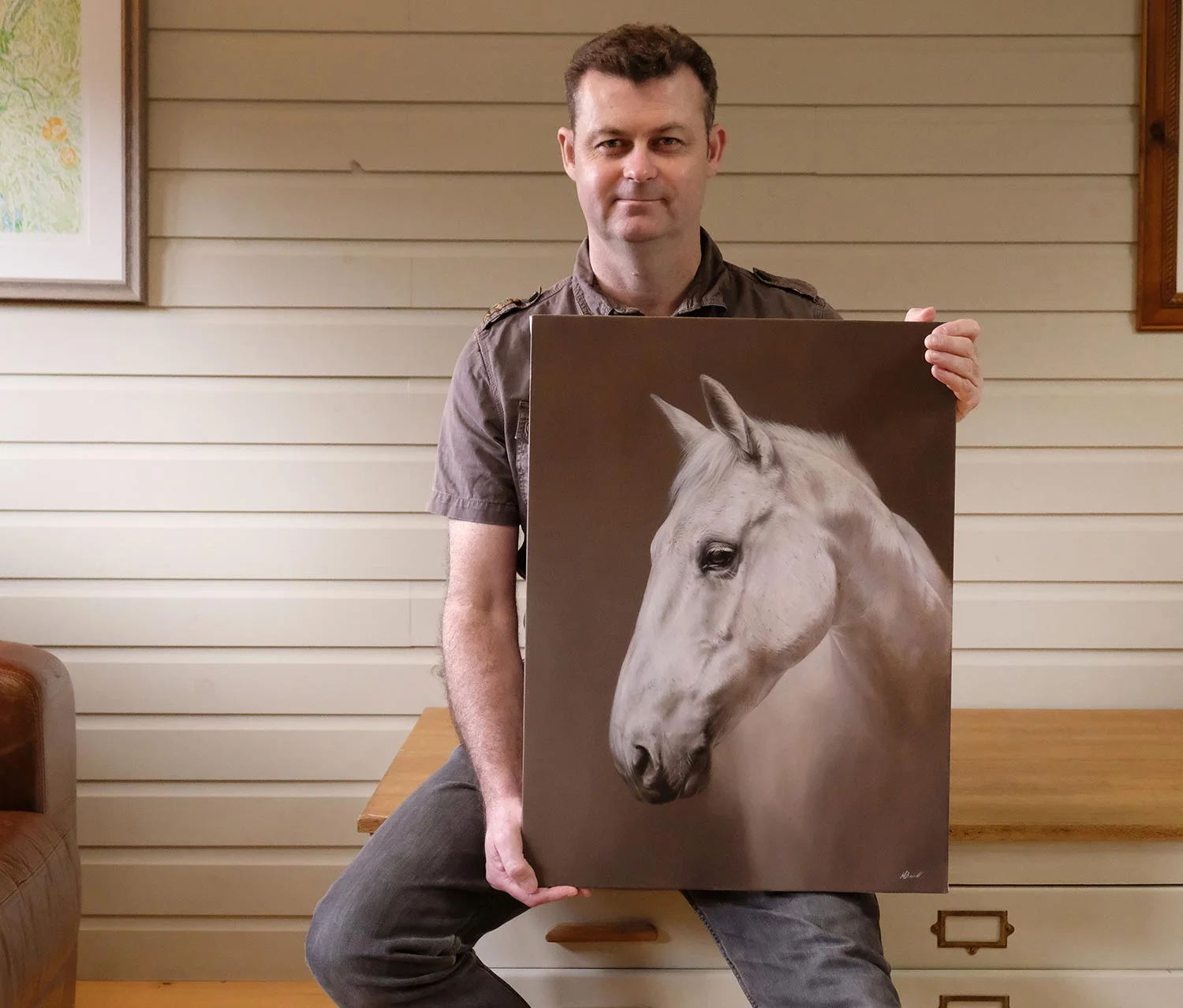 Exquisite Horse Painting In Oils by Nicholas Beall A hand-painted traditional oil painting of a horse by Nicholas Beall